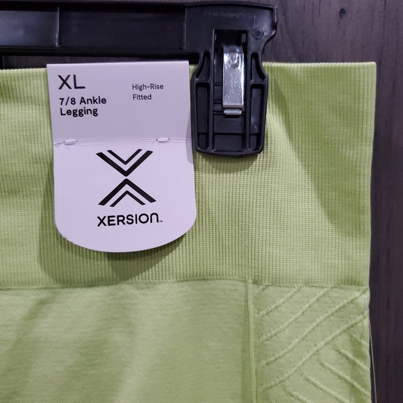 High Rise Fitted Leggings Xersion- 7/8 Ankle J C Penney L👀K Size XL - Picture 9 of 11